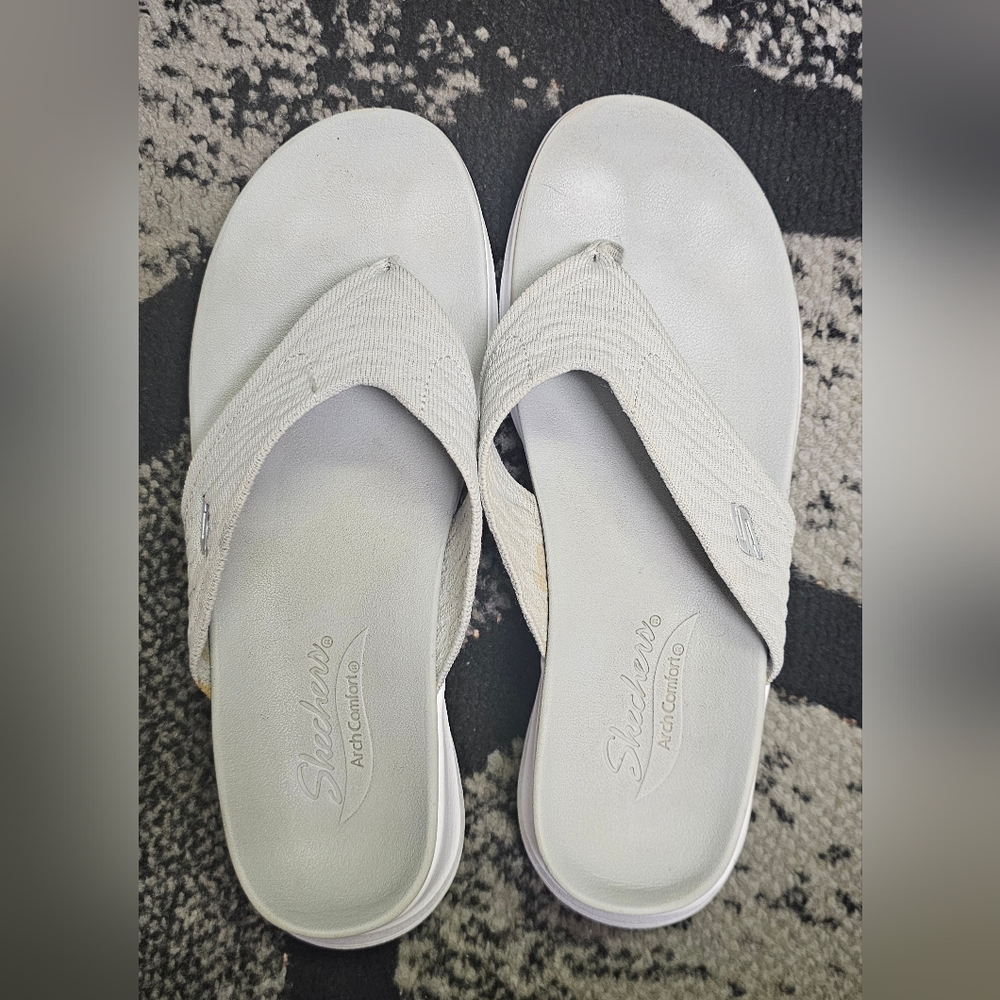 SKETCHERS Go-walk Arch Comfort Sandals